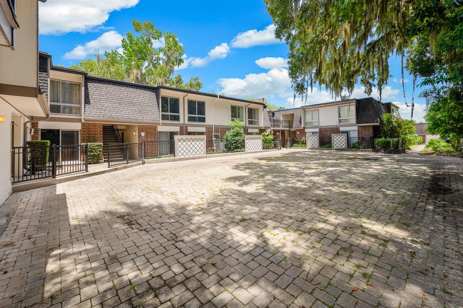 GC532777 Property Photo