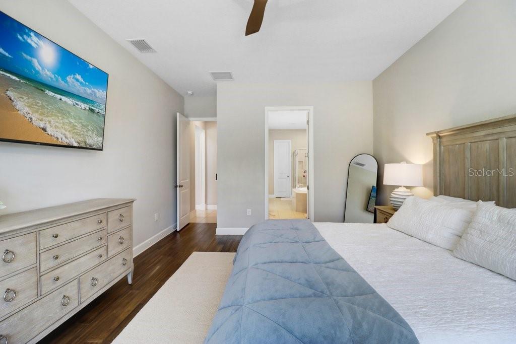 1st Floor Master Suite