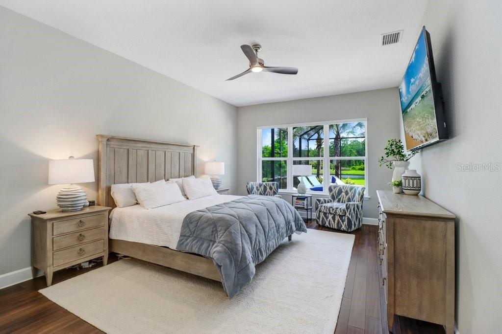 1st Floor Master Suite