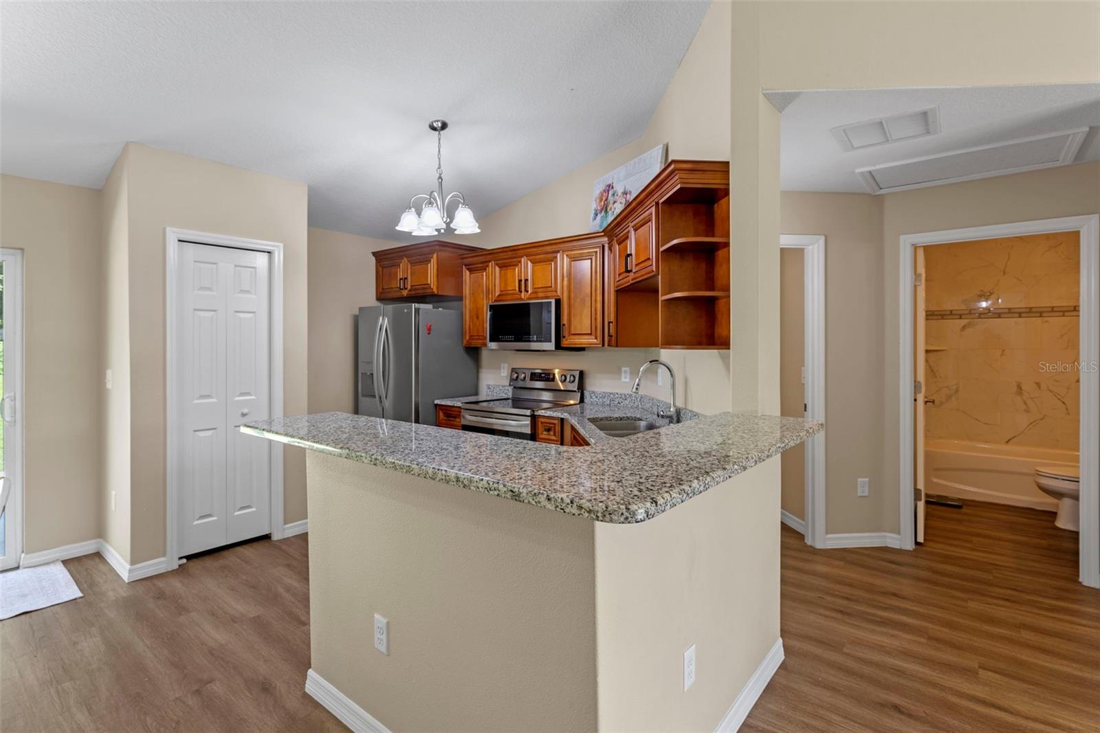 710 STANLEY AVE, WILDWOOD, FL, 34785