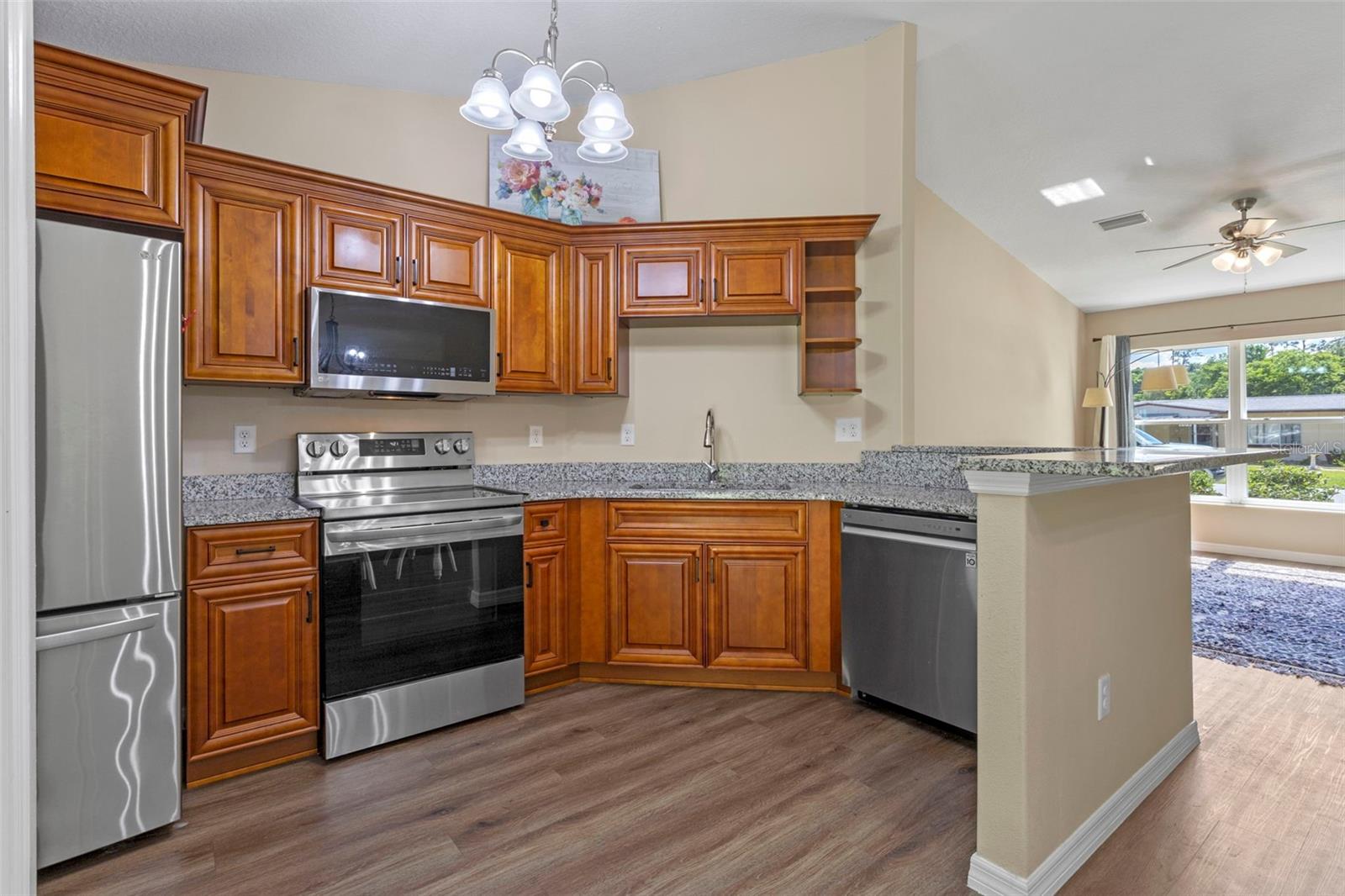 710 STANLEY AVE, WILDWOOD, FL, 34785