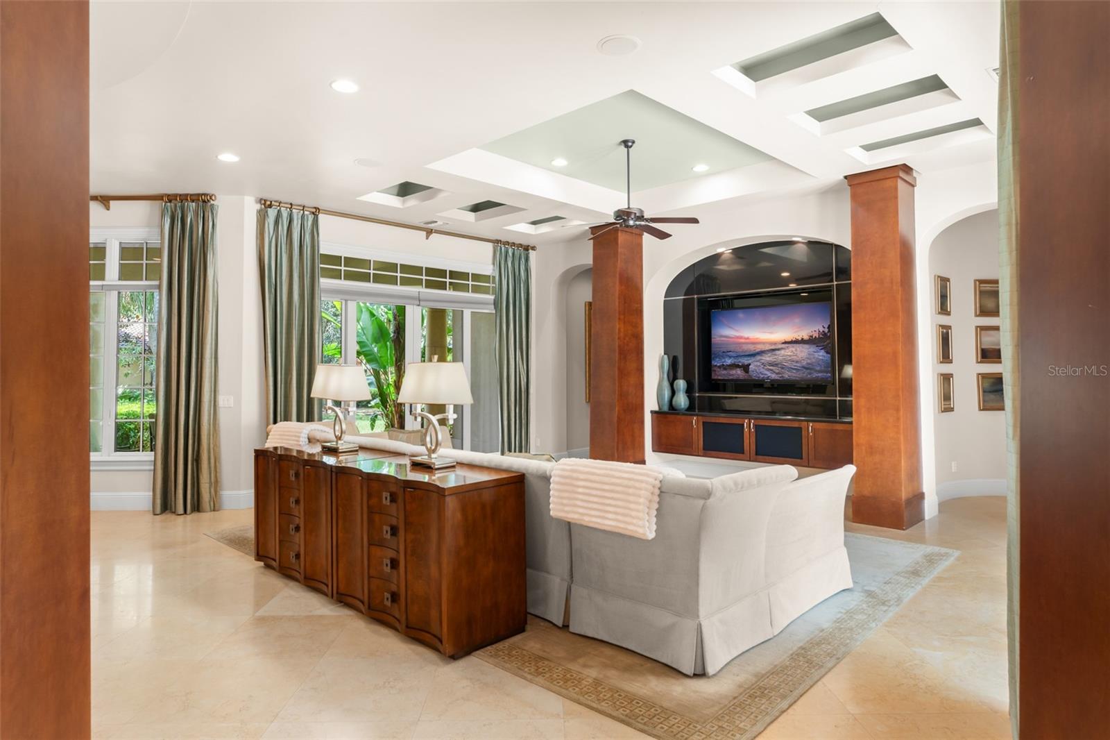 O6330108 Property Photo