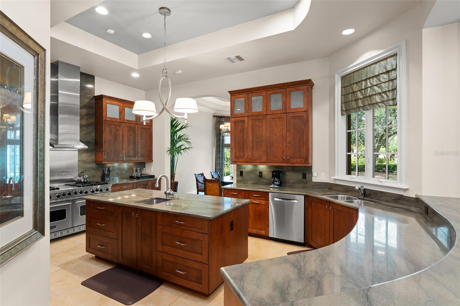 O6330108 Property Photo