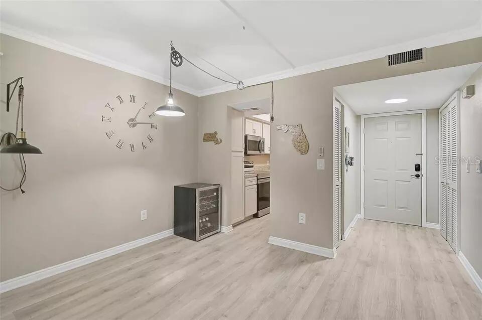 O6330141 Property Photo