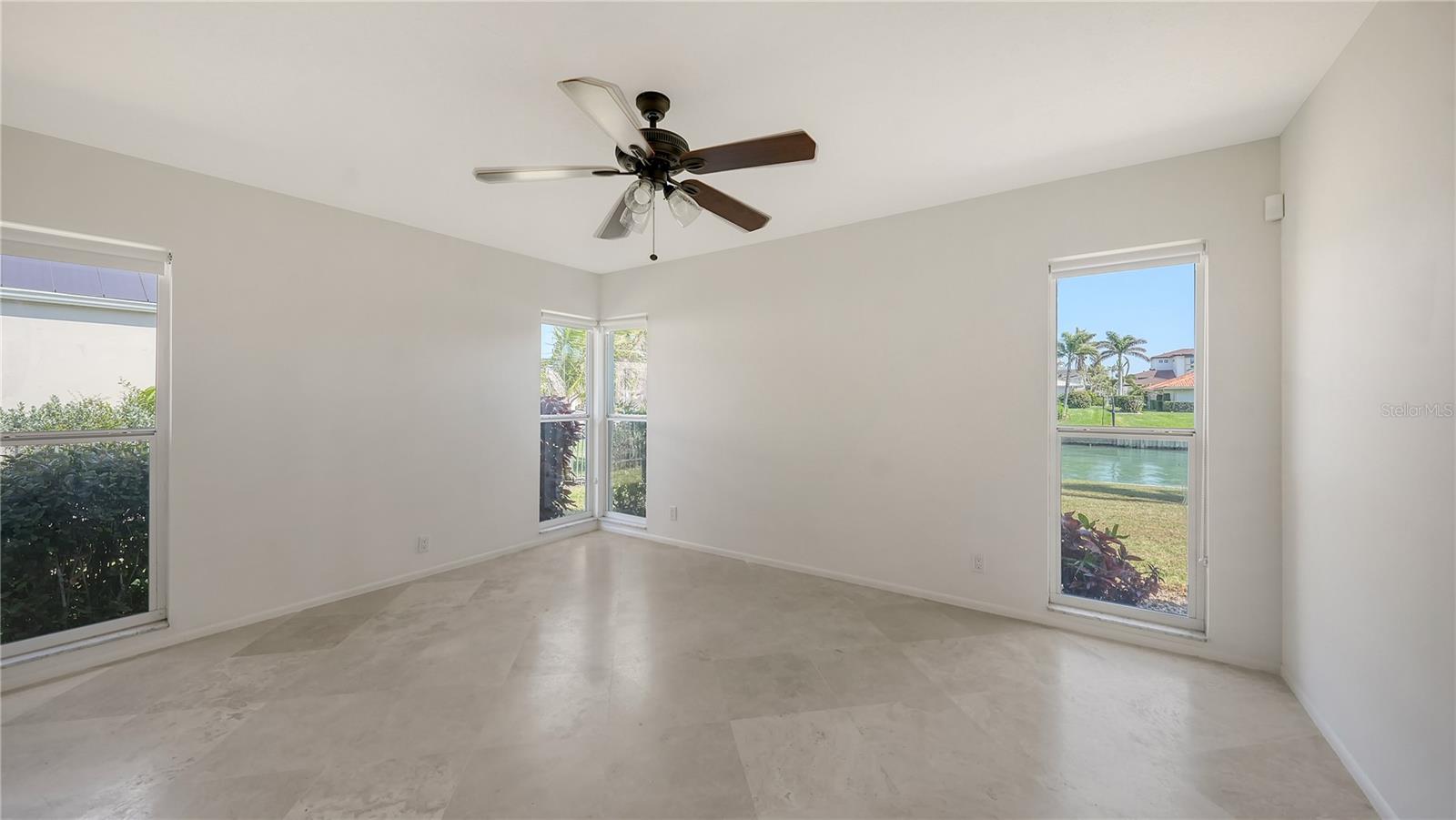 A4659991 Property Photo