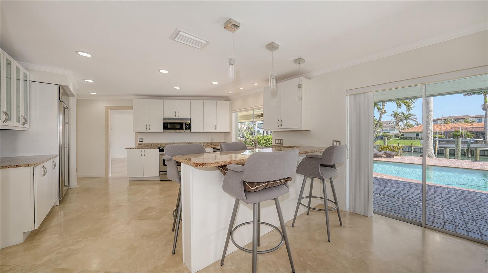 A4659991 Property Photo