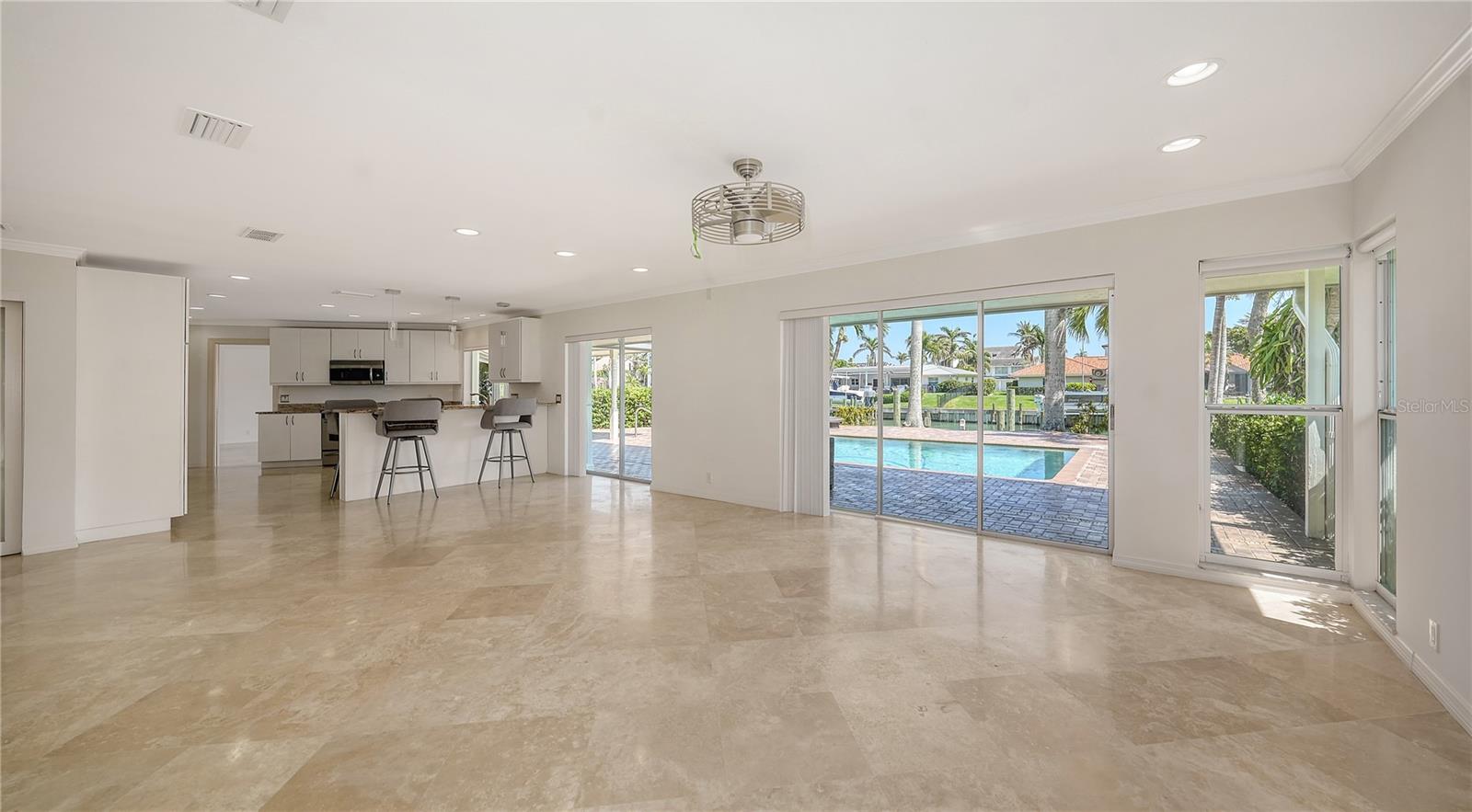 A4659991 Property Photo