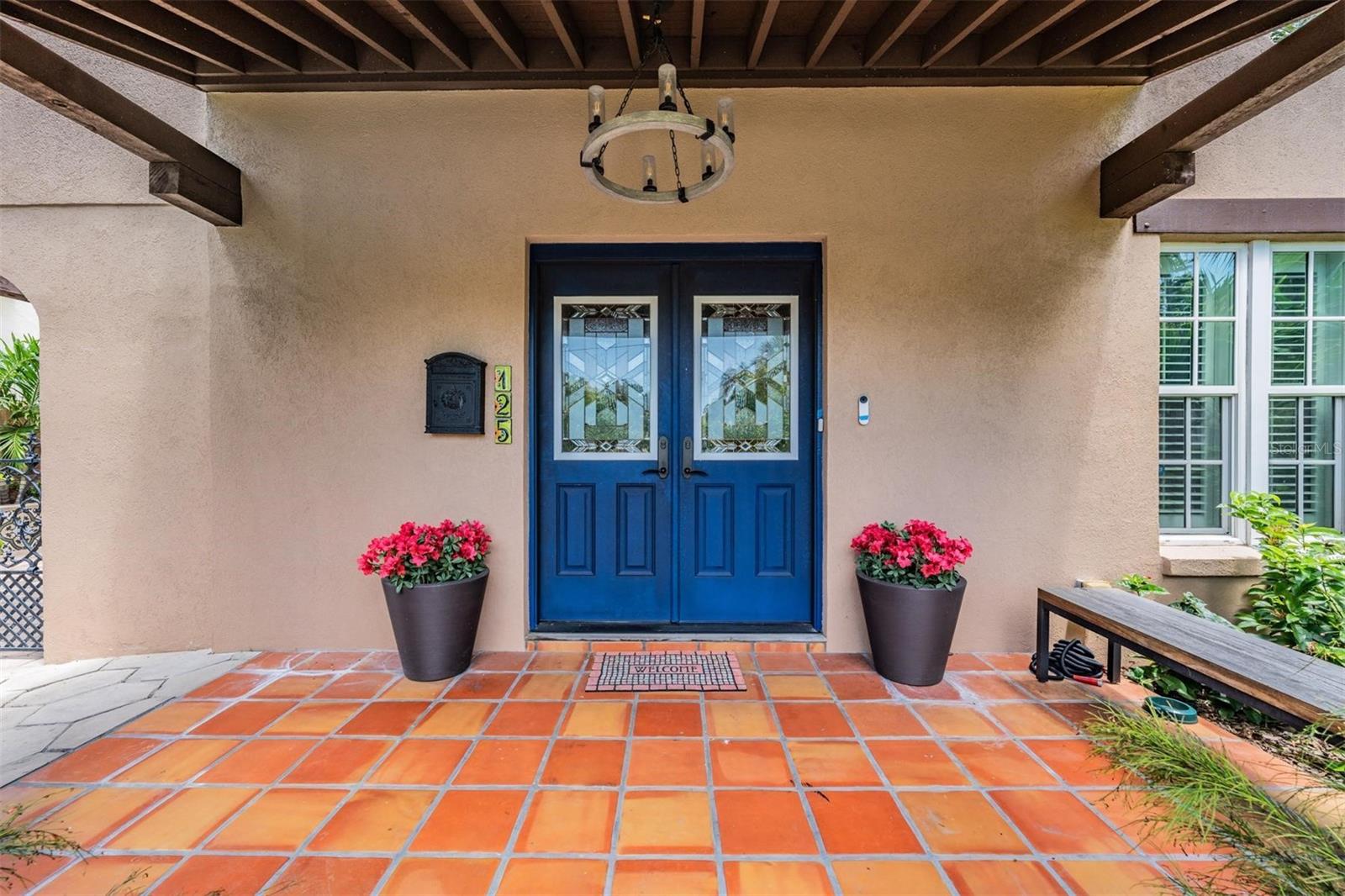 Covered Front porch Entry