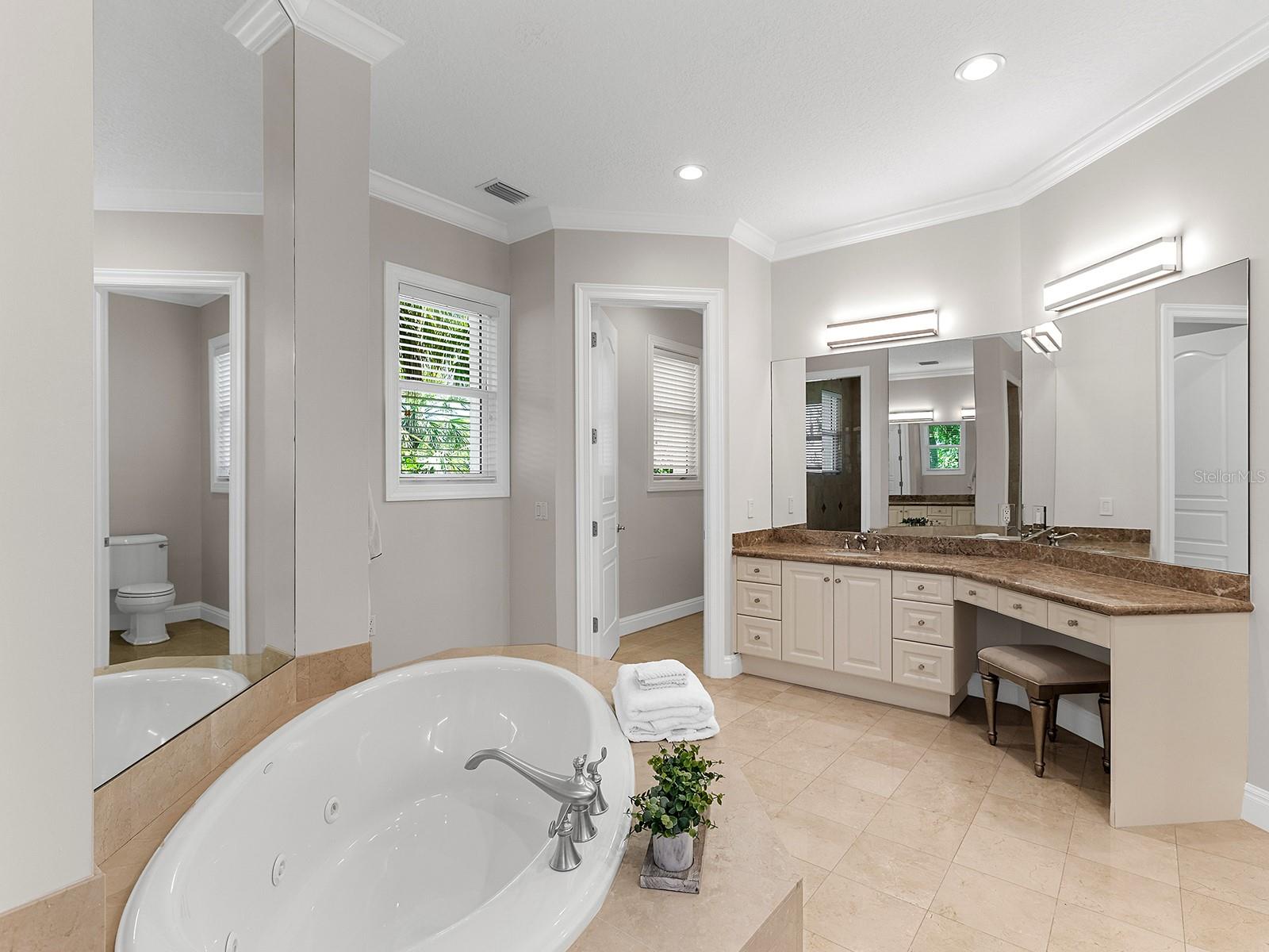 A4660004 Property Photo