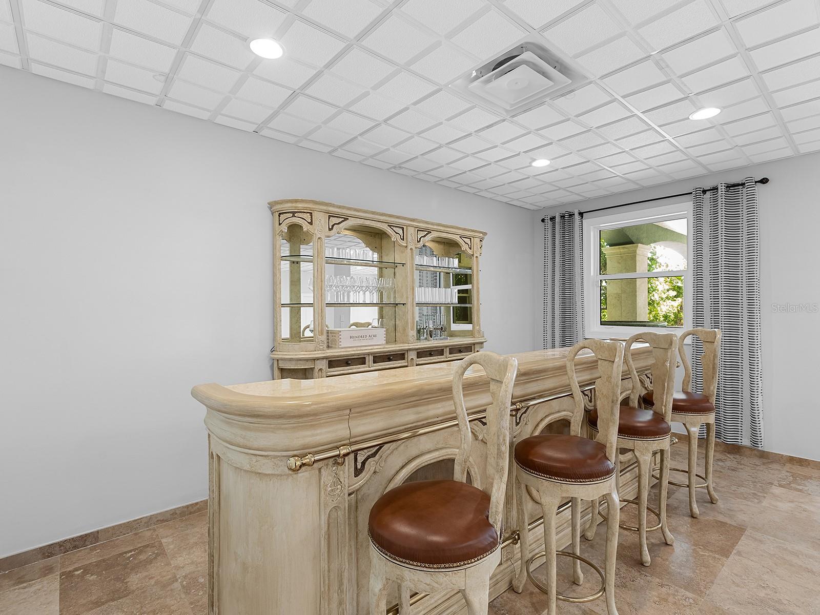 A4660004 Property Photo
