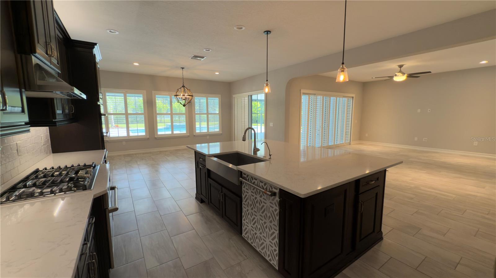 17923 BARN CLOSE DR, LUTZ, FL, 33559