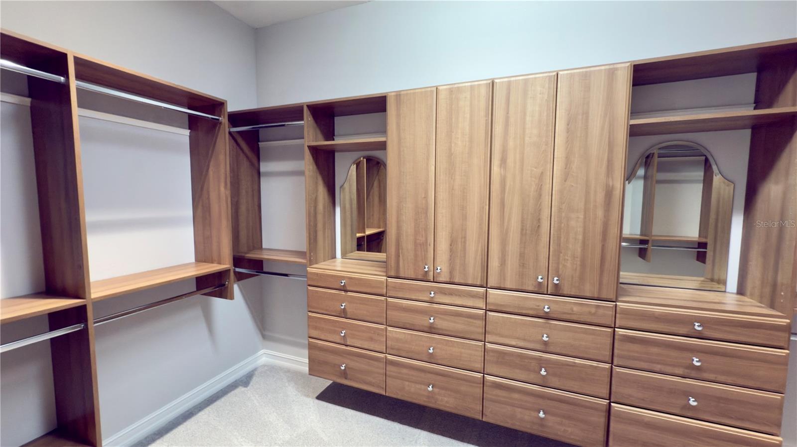 17923 BARN CLOSE DR, LUTZ, FL, 33559