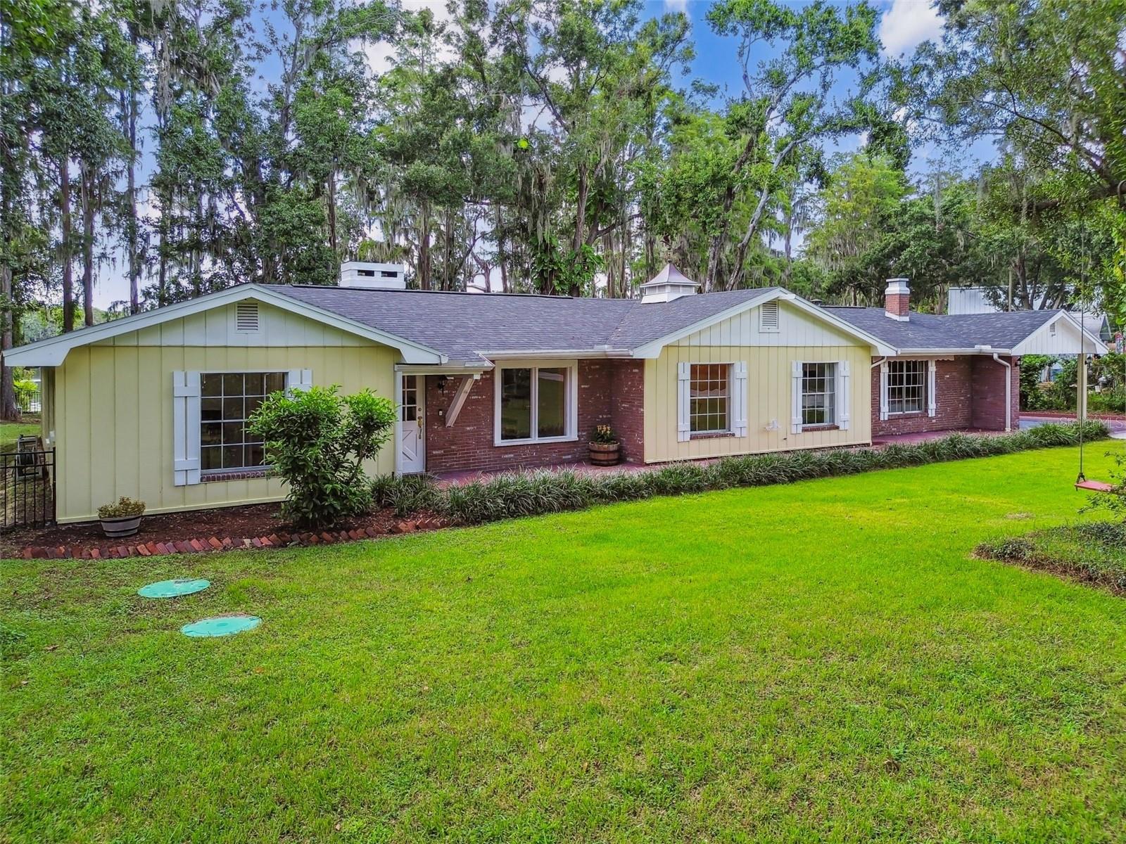 20006 LAKE HOLLY DR, LUTZ, FL, 33558