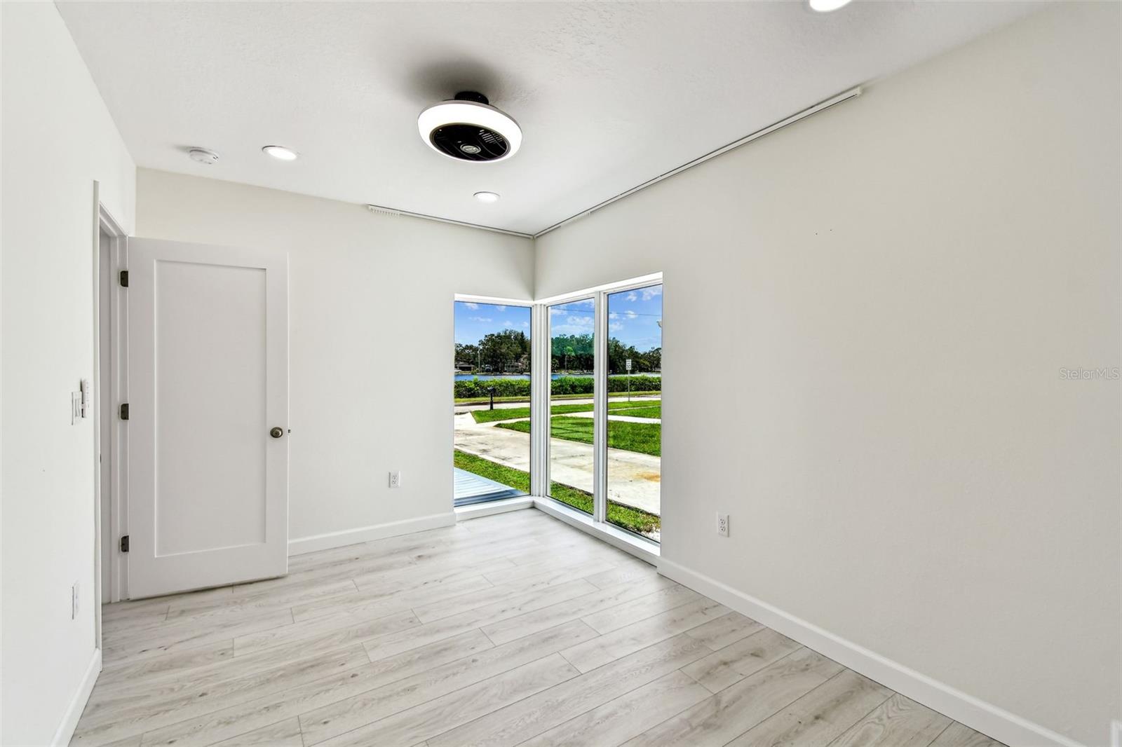 315 S SPRING BLVD, TARPON SPRINGS, FL, 34689