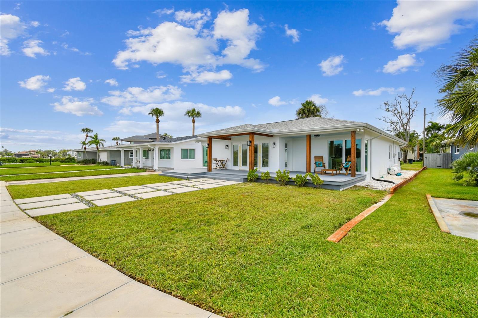 315 S SPRING BLVD, TARPON SPRINGS, FL, 34689