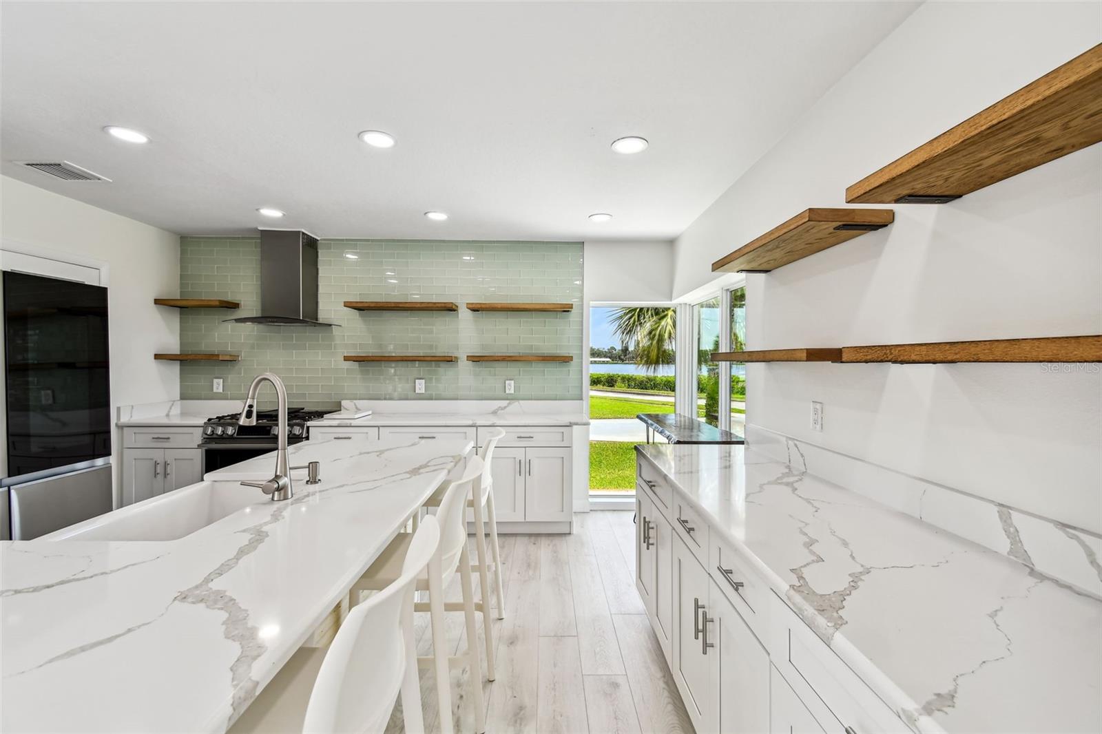 315 S SPRING BLVD, TARPON SPRINGS, FL, 34689