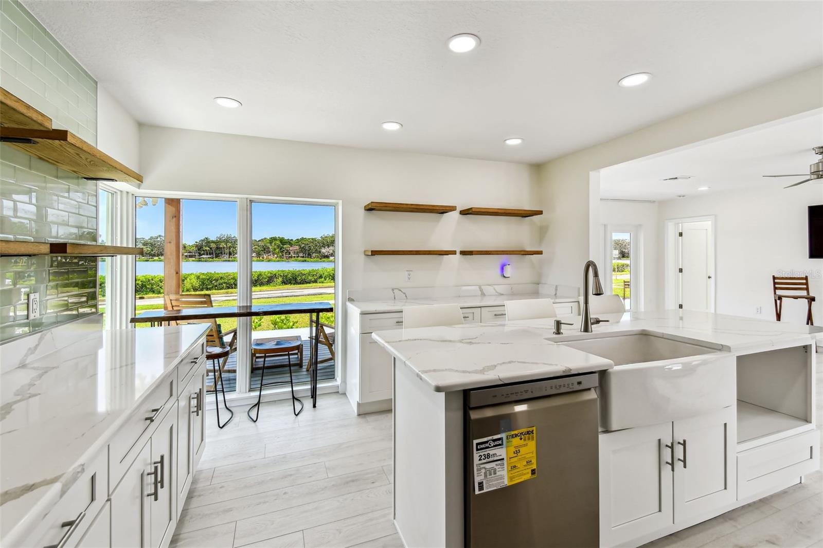 315 S SPRING BLVD, TARPON SPRINGS, FL, 34689