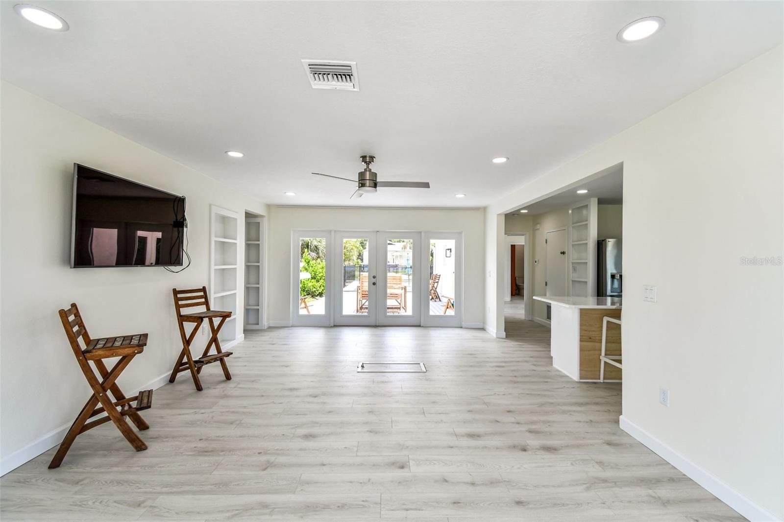 315 S SPRING BLVD, TARPON SPRINGS, FL, 34689