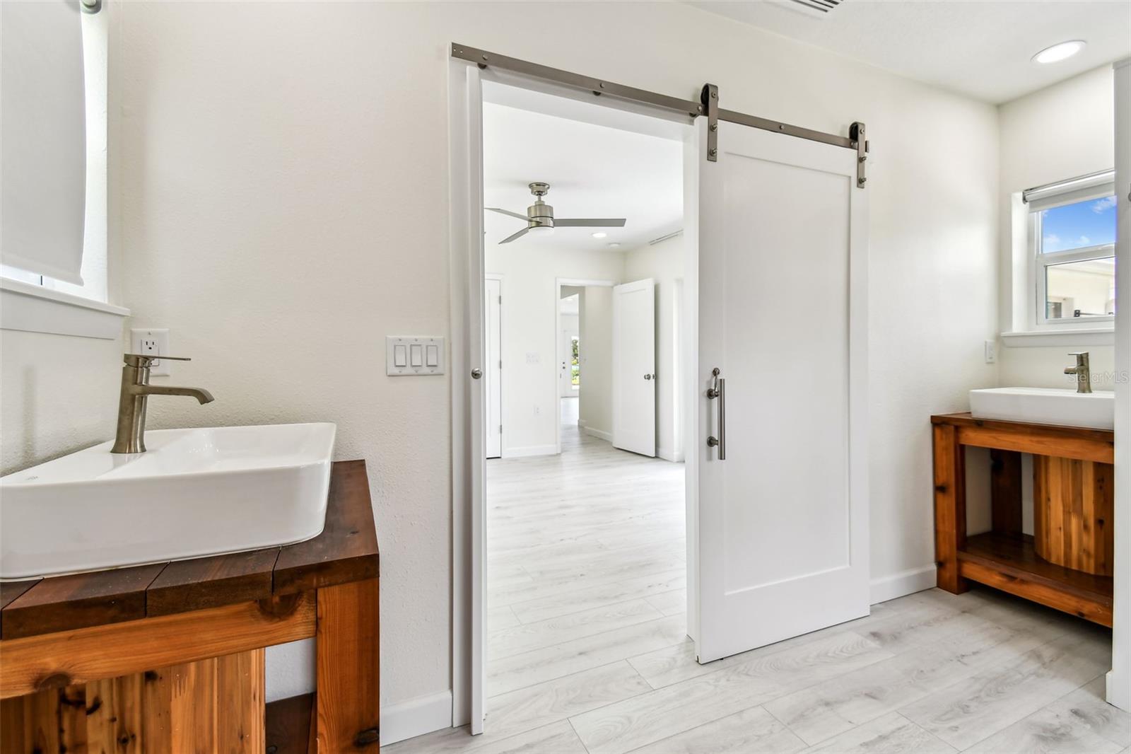 315 S SPRING BLVD, TARPON SPRINGS, FL, 34689