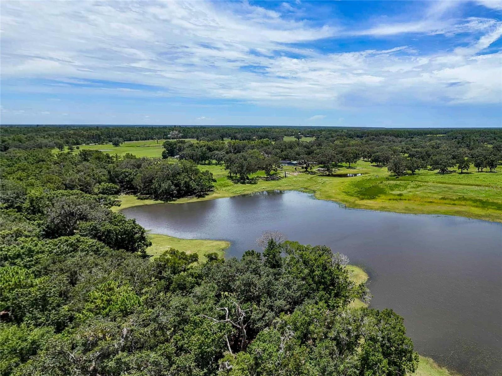 W7877630 Property Photo