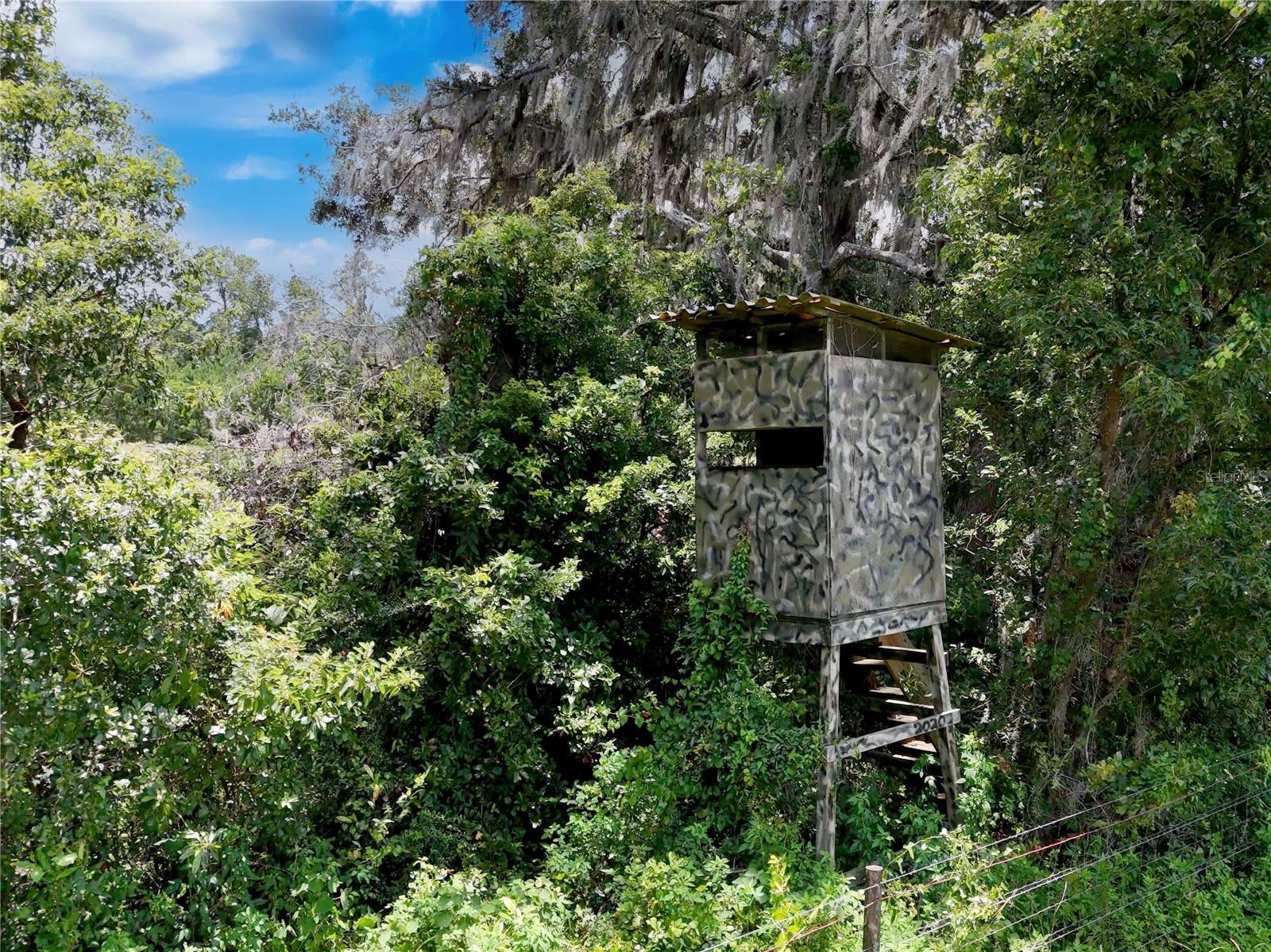 W7877630 Property Photo