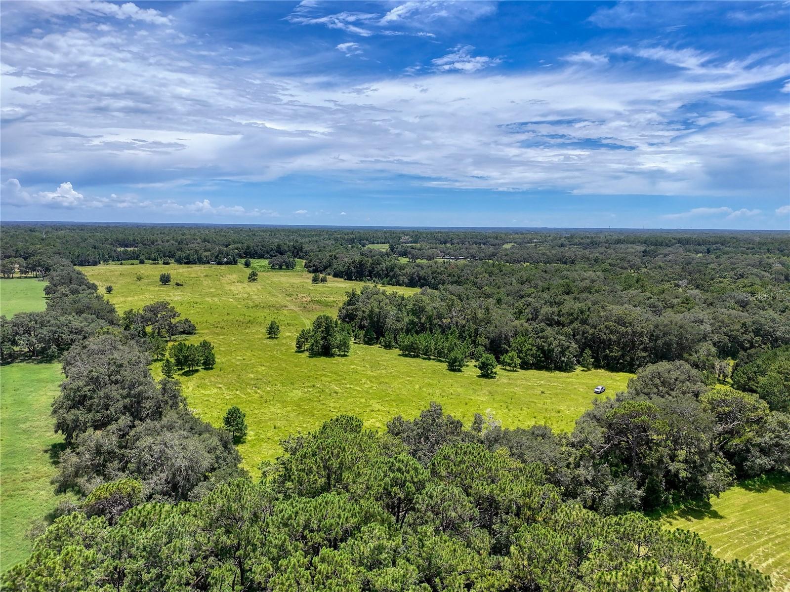 W7877630 Property Photo