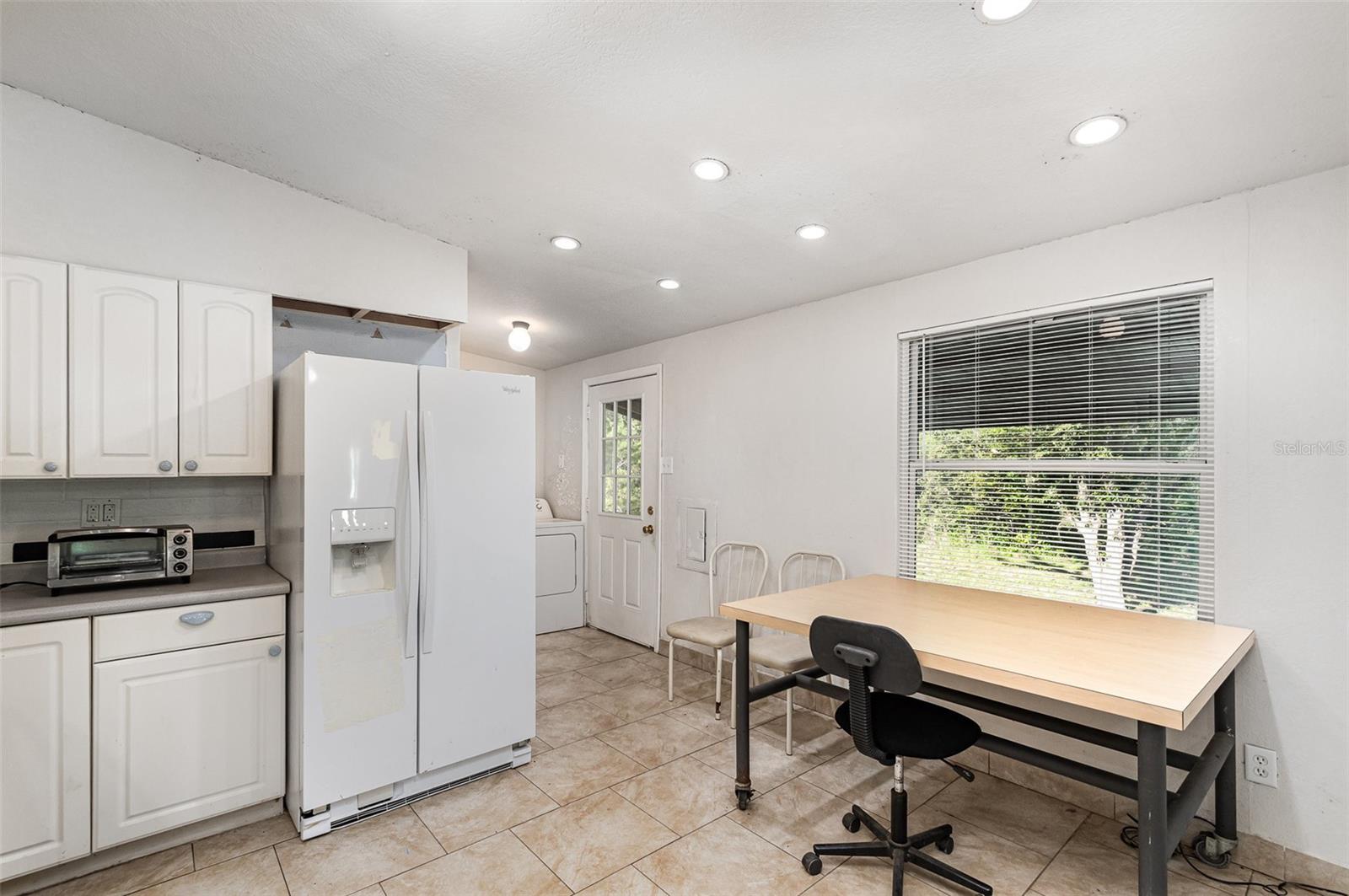 O6330530 Property Photo