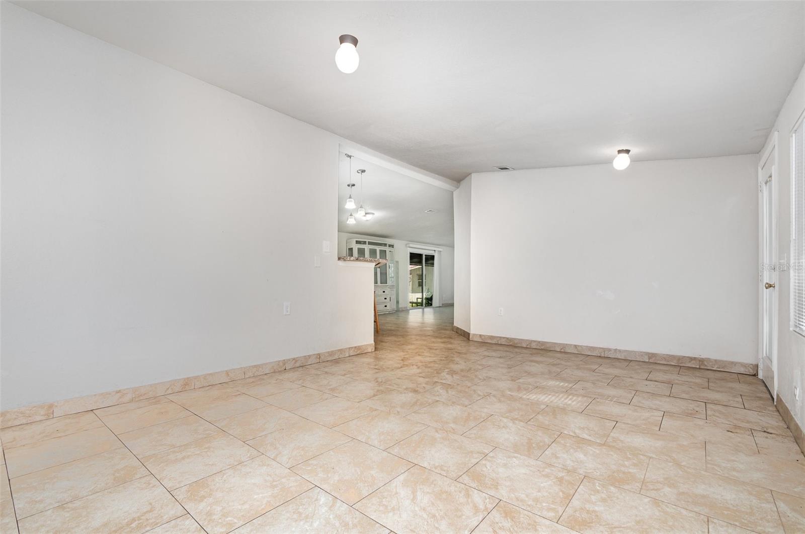 O6330530 Property Photo