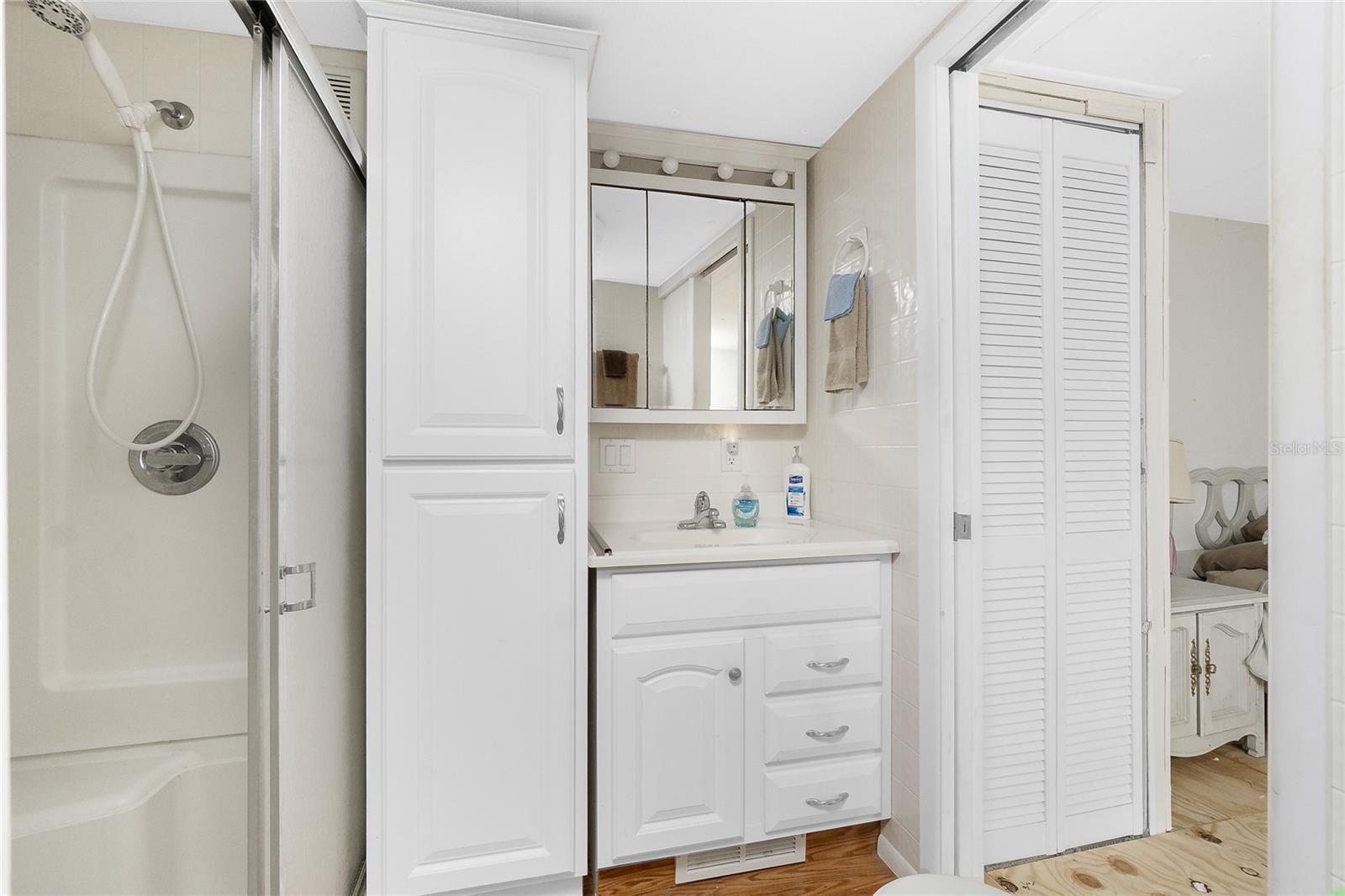 C7512845 Property Photo