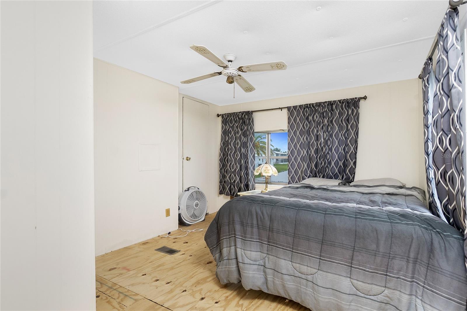 C7512845 Property Photo