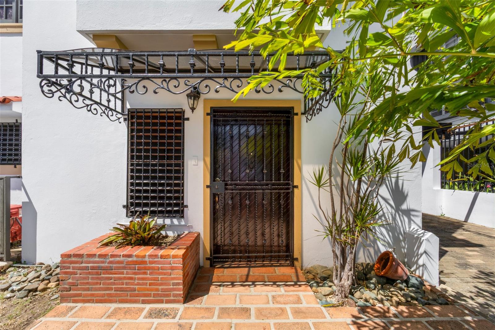 PR9115083 Property Photo