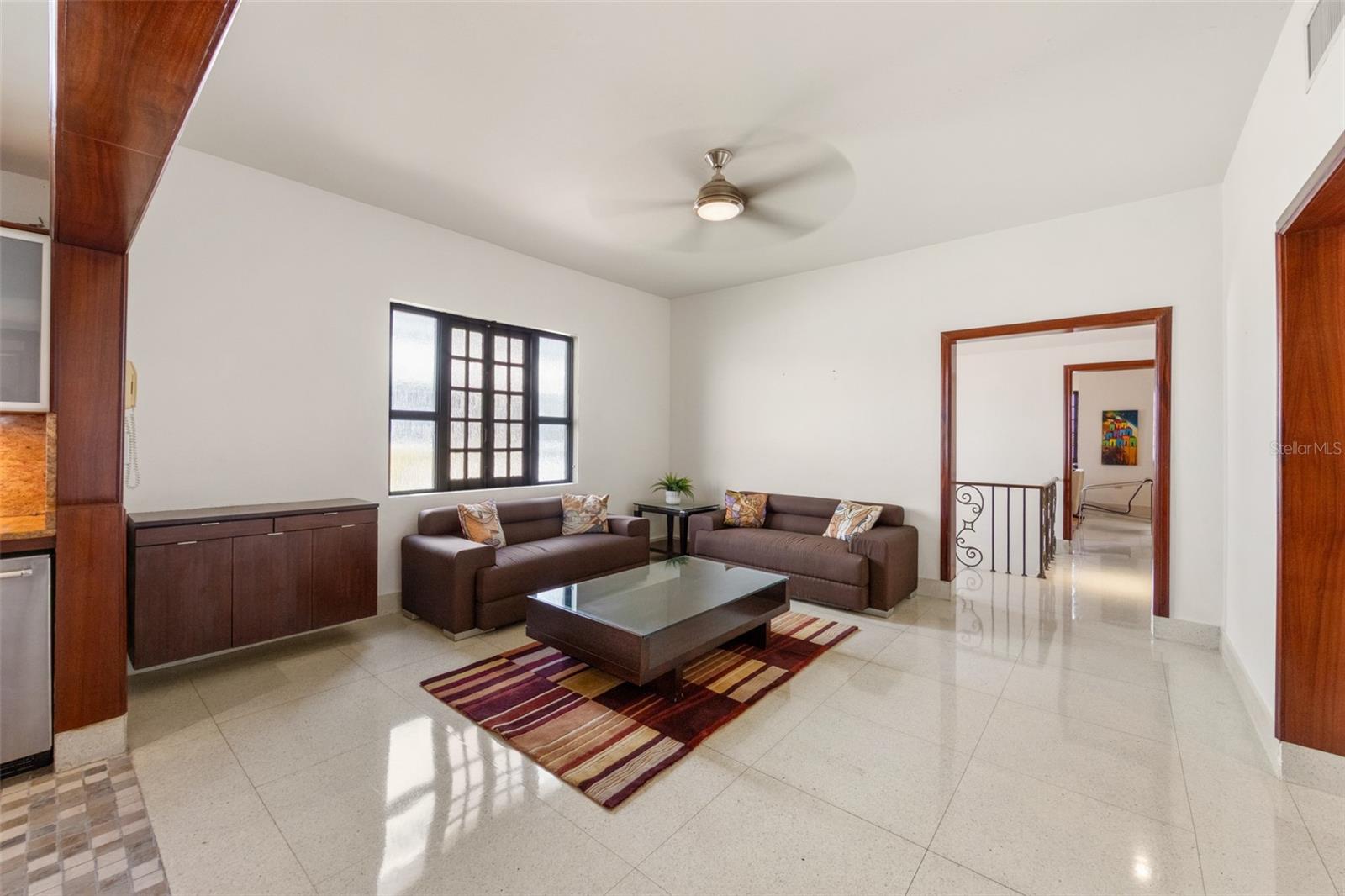 PR9115083 Property Photo