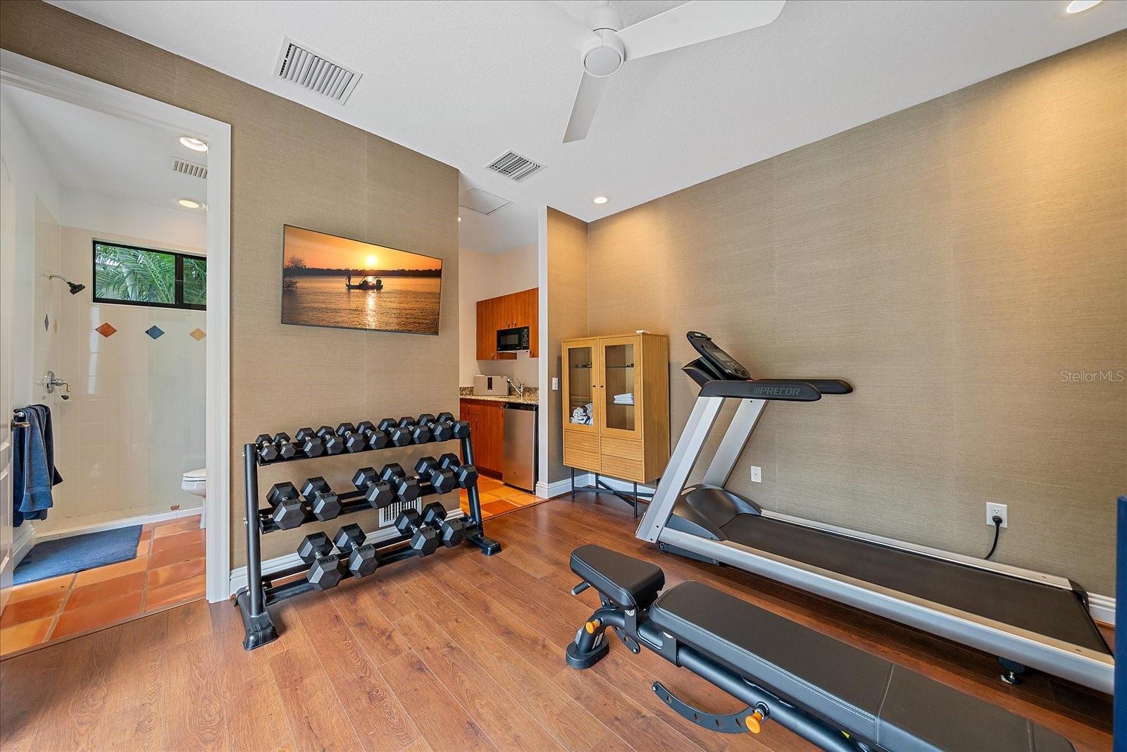 A4660157 Property Photo