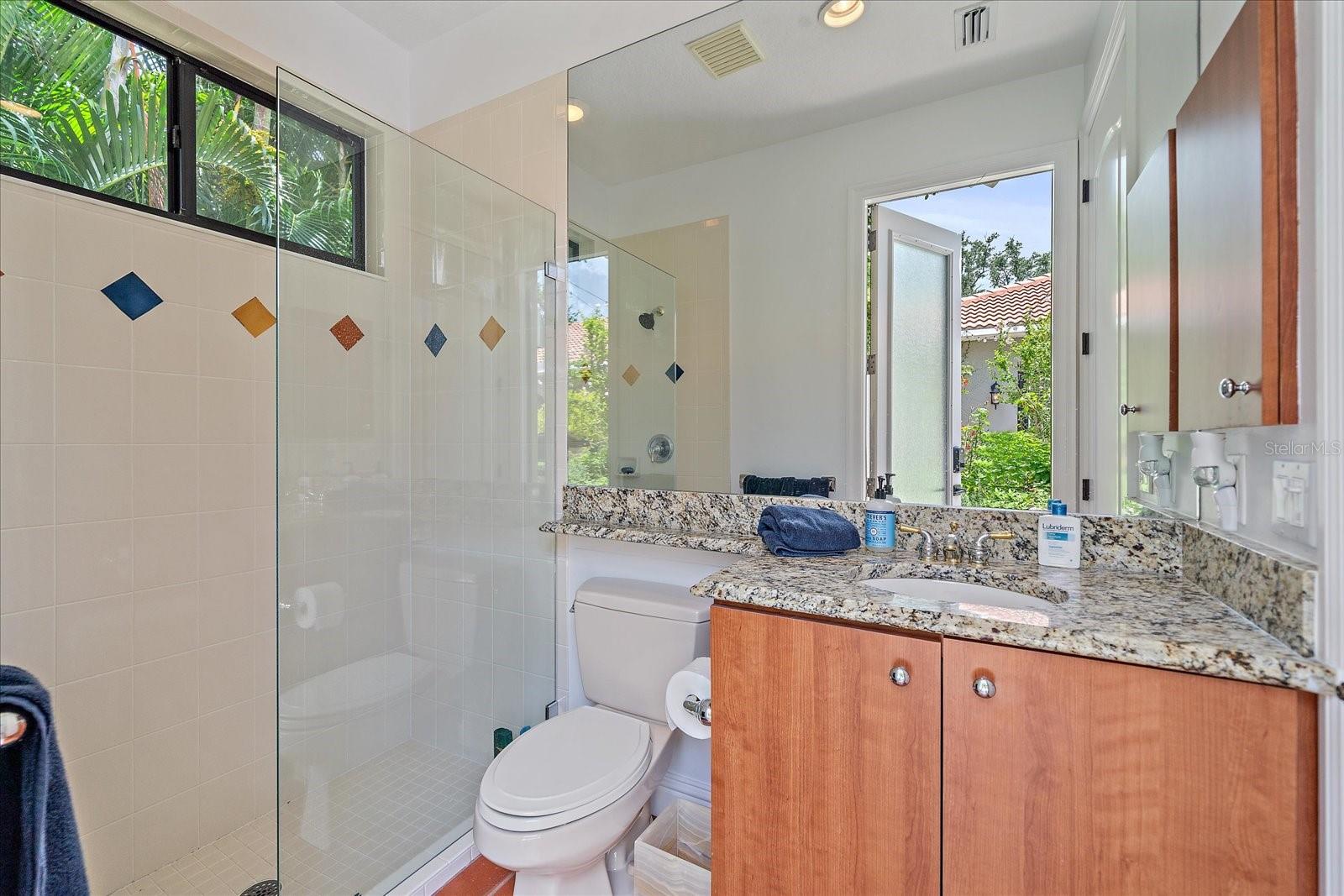 A4660157 Property Photo