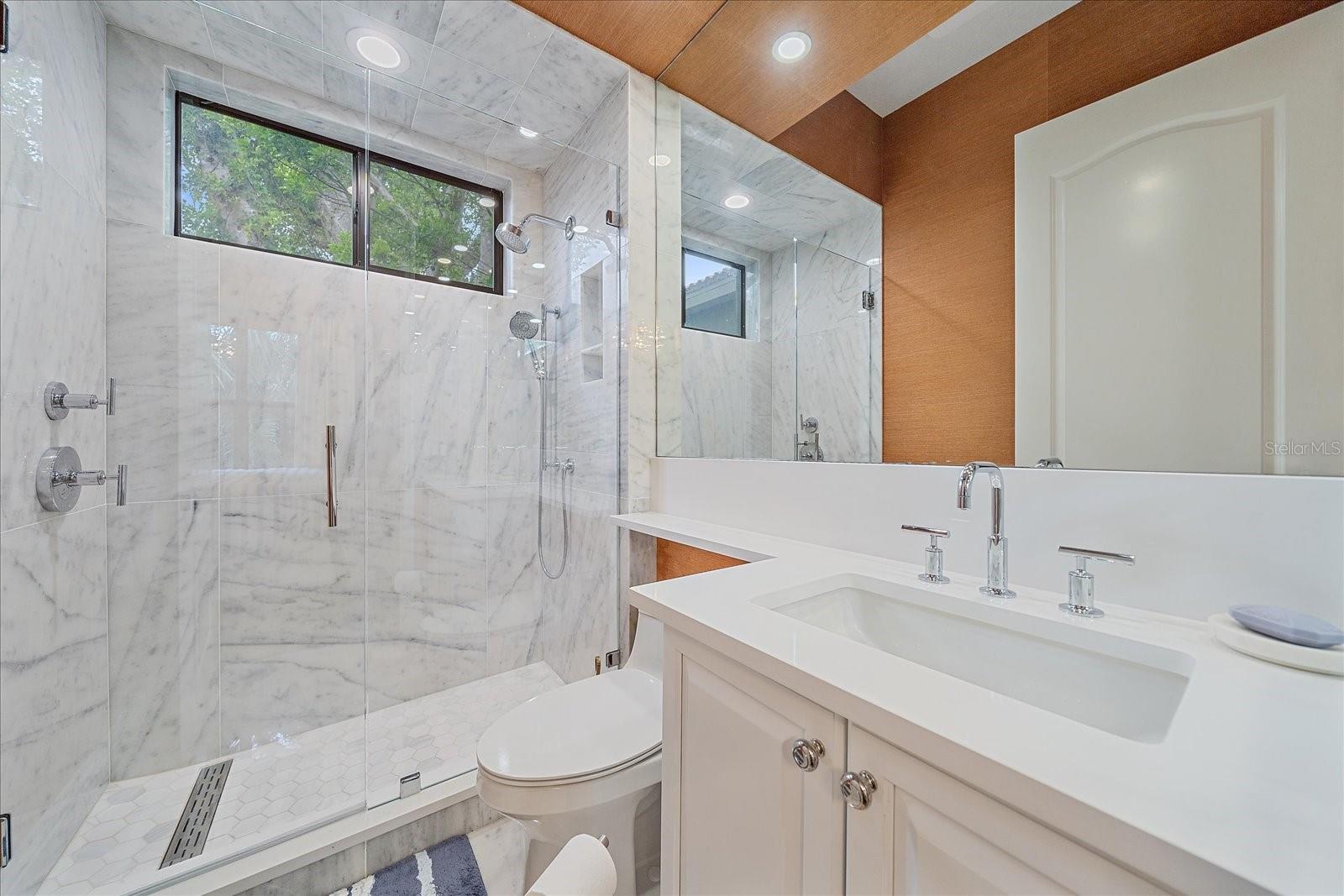 A4660157 Property Photo