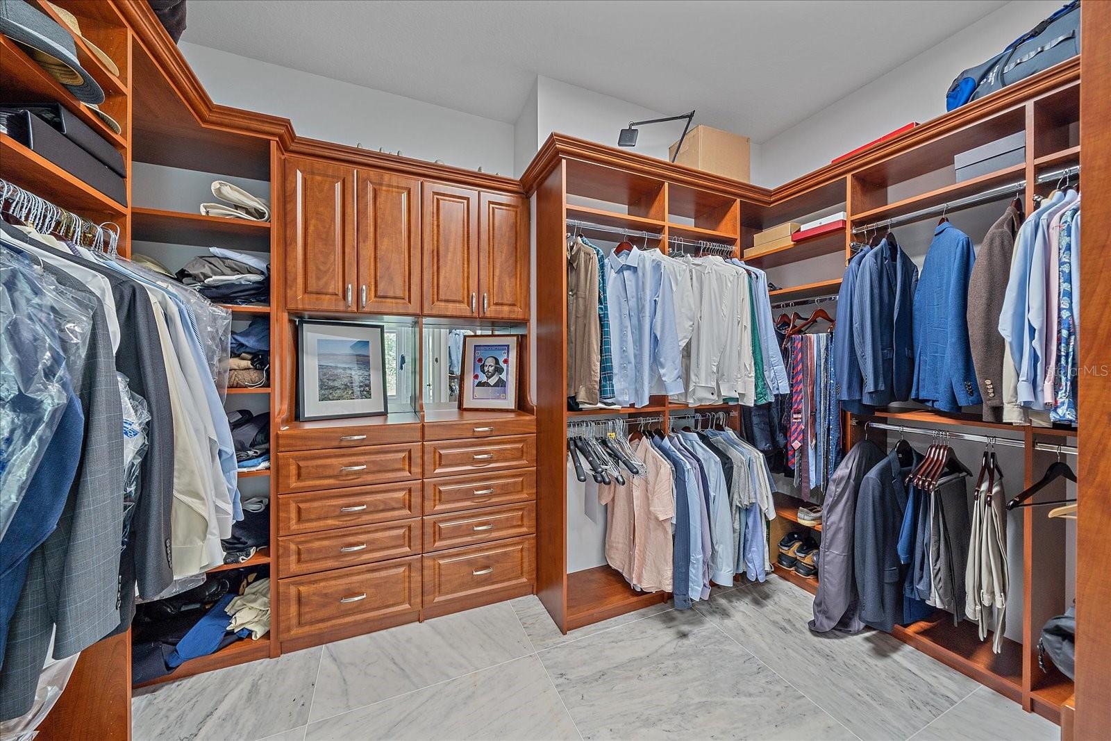 A4660157 Property Photo