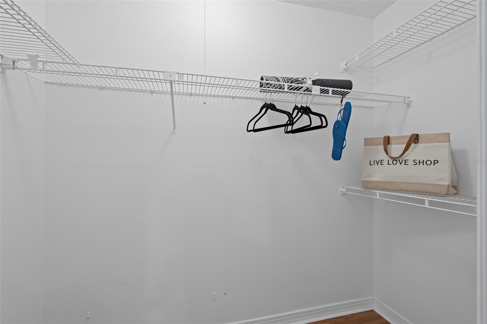 670 SANDY NECK LN #201, ALTAMONTE SPRINGS, FL, 32714