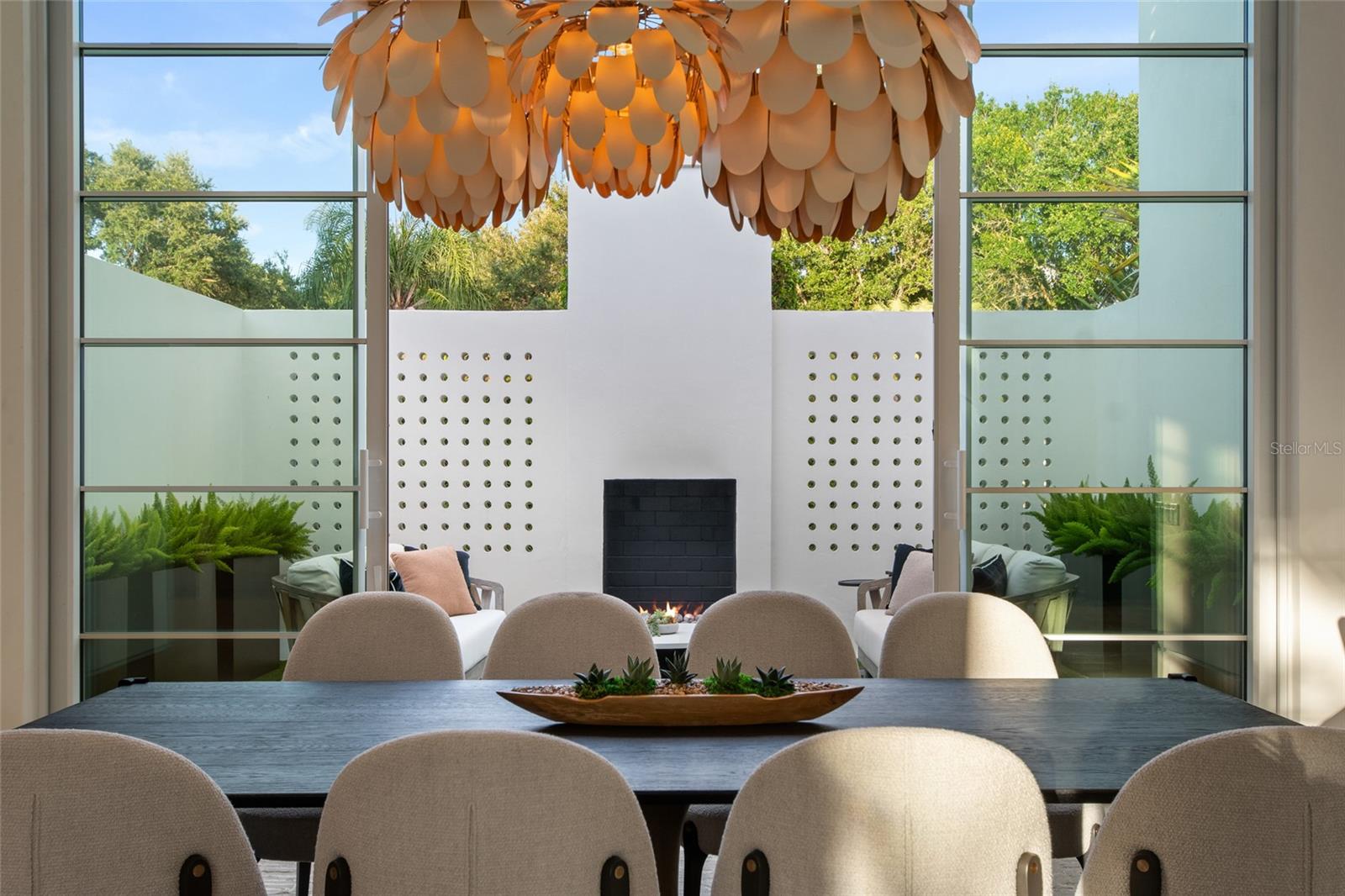 O6330736 Property Photo