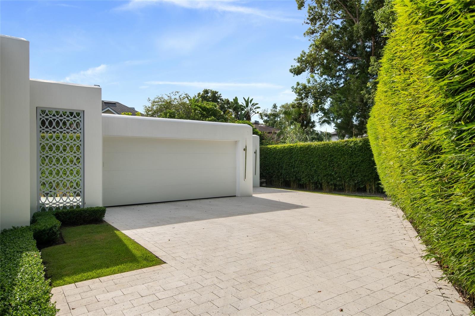 O6330736 Property Photo