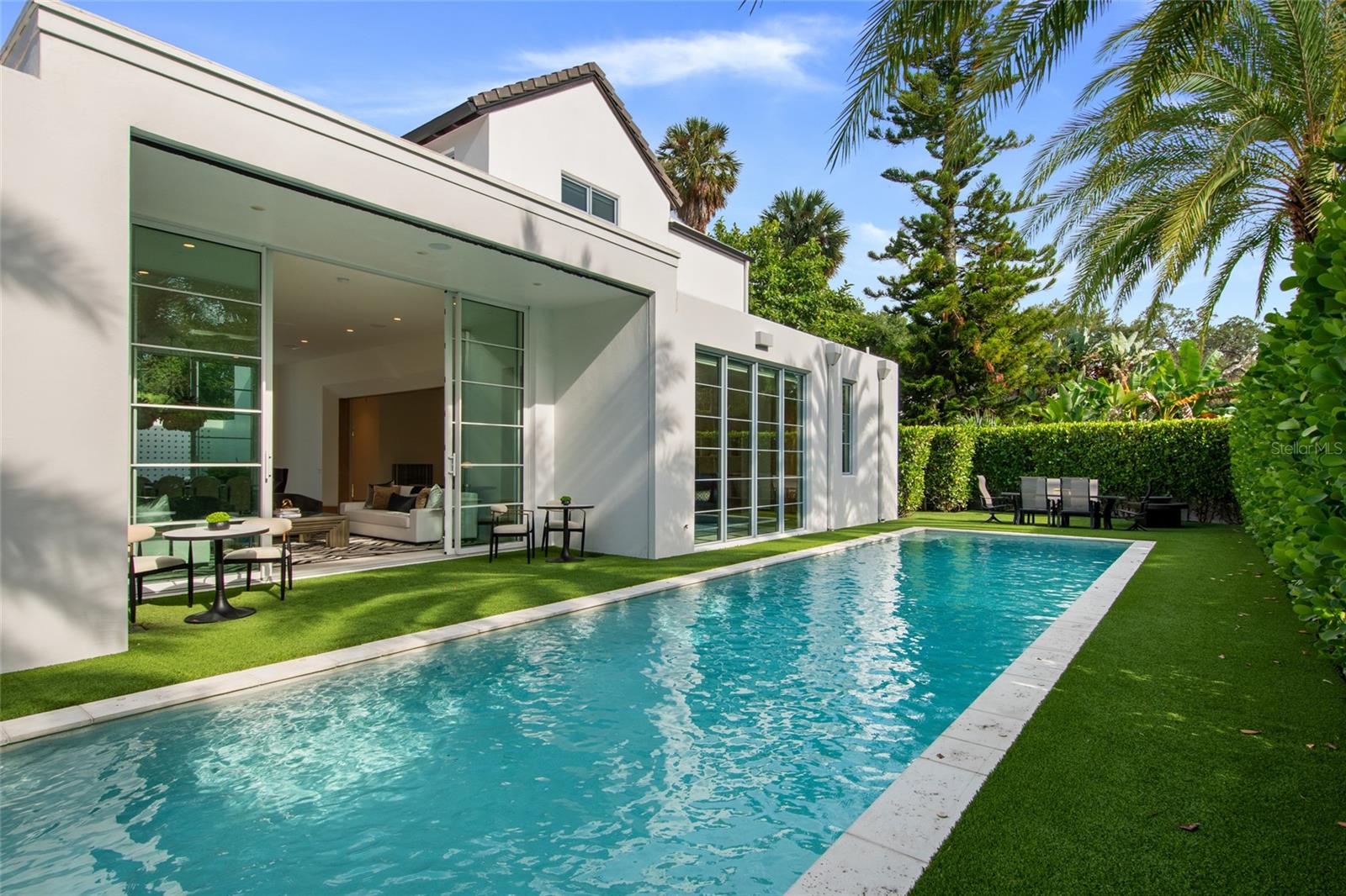 O6330736 Property Photo