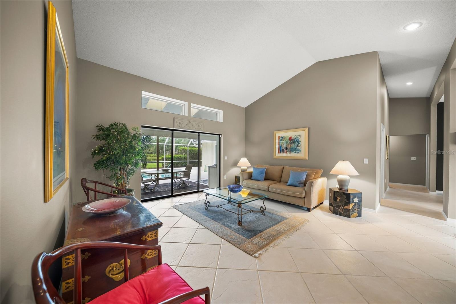 A4660180 Property Photo