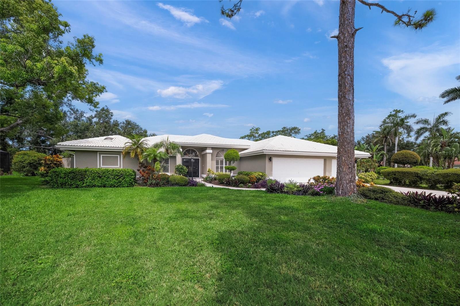 A4660180 Property Photo