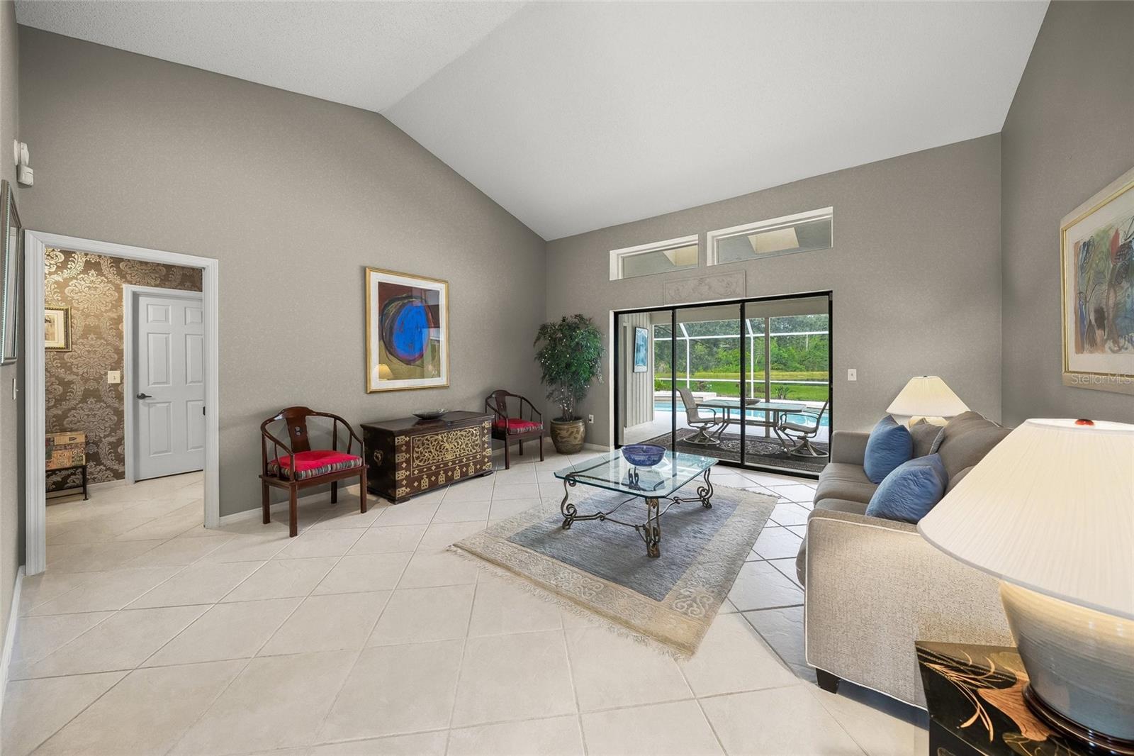 A4660180 Property Photo