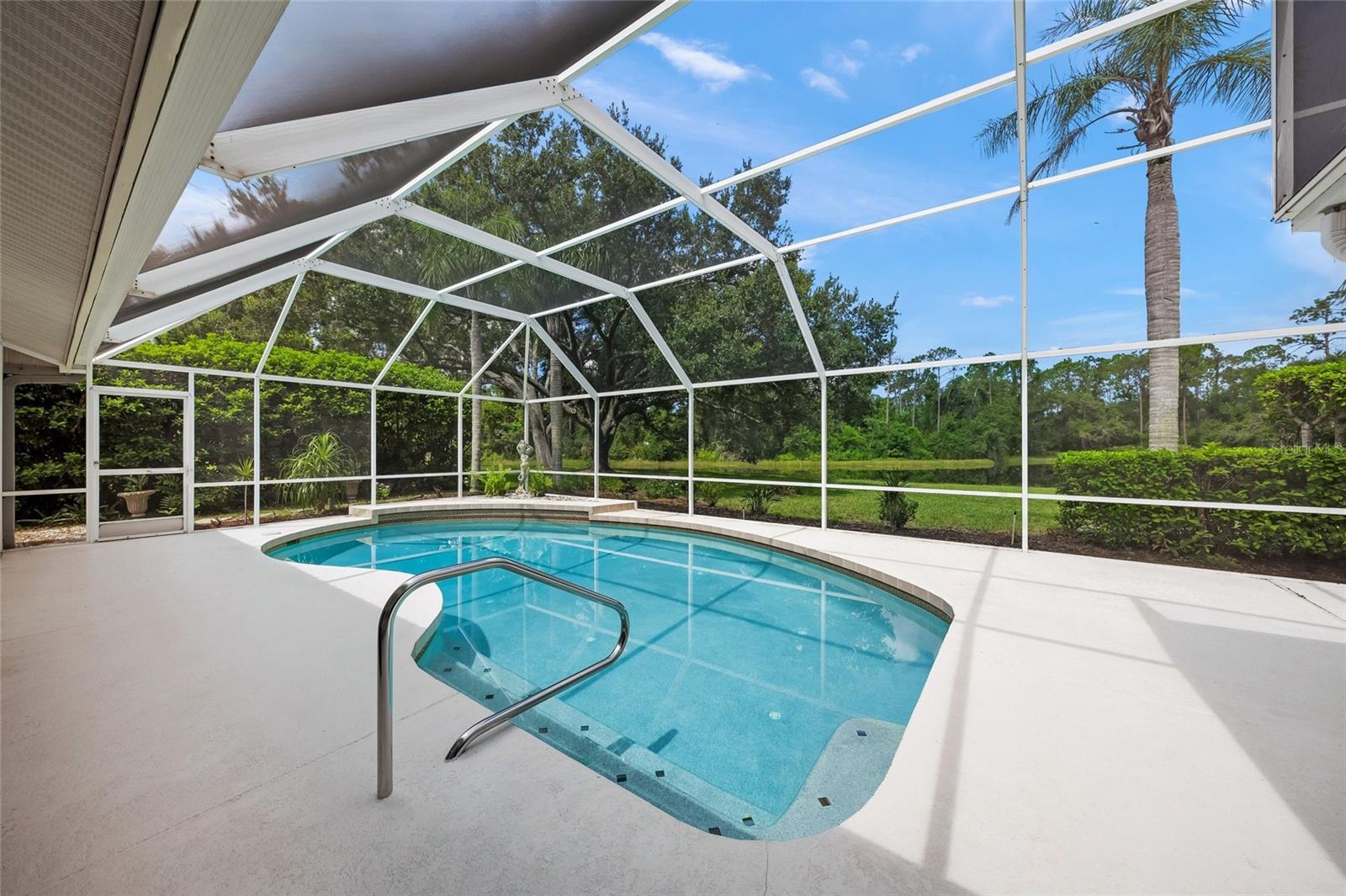 A4660180 Property Photo