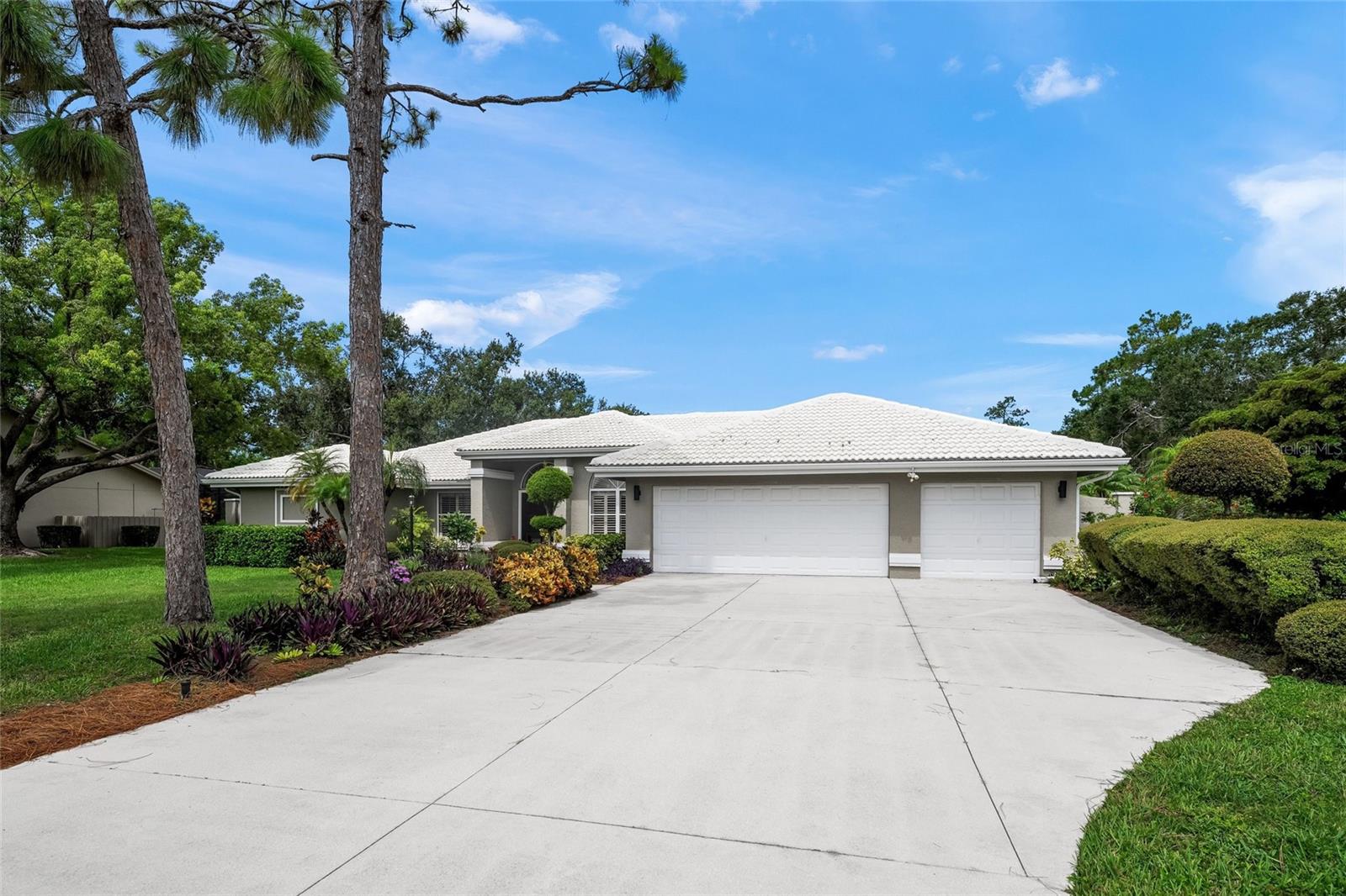 A4660180 Property Photo