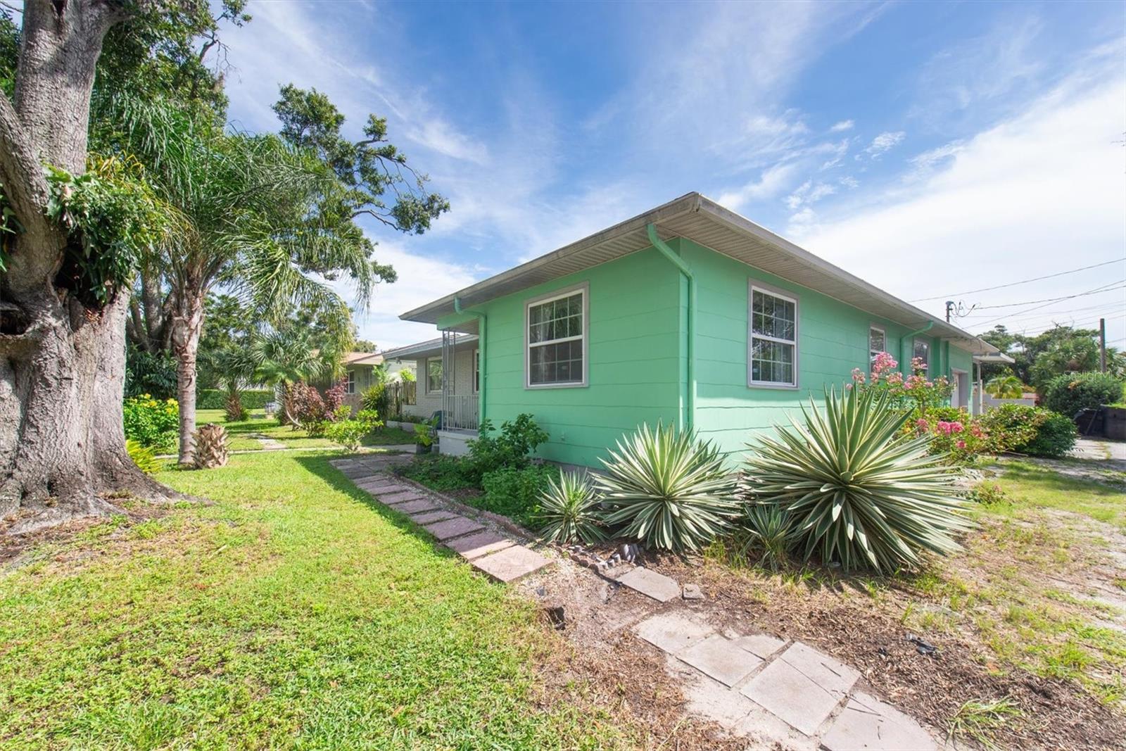 125 49TH ST N, ST PETERSBURG, FL, 33710