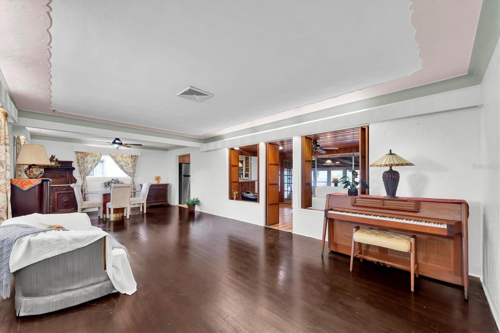 125 49TH ST N, ST PETERSBURG, FL, 33710