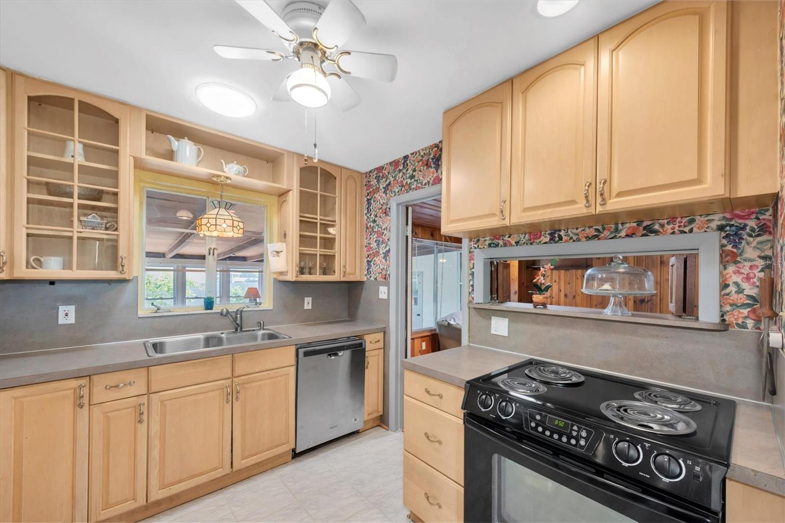 125 49TH ST N, ST PETERSBURG, FL, 33710