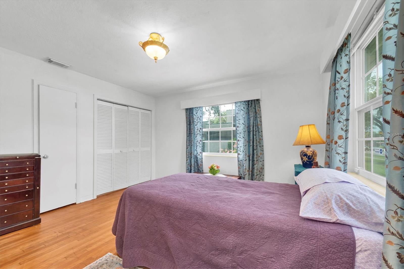 125 49TH ST N, ST PETERSBURG, FL, 33710