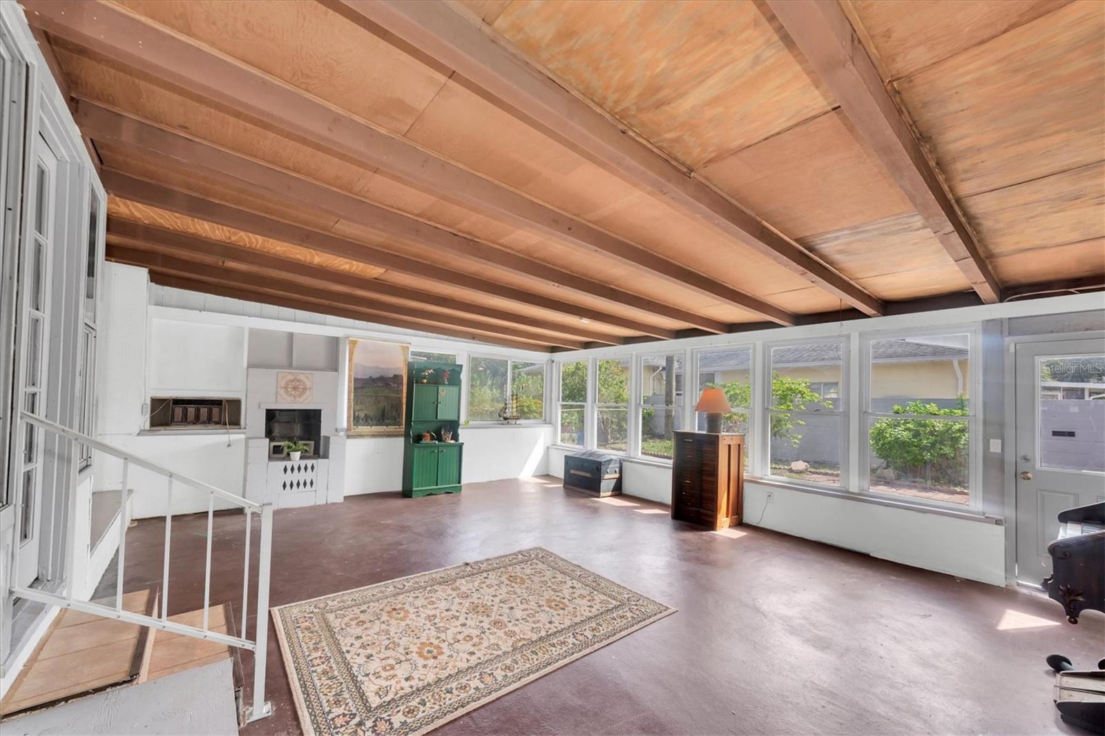 125 49TH ST N, ST PETERSBURG, FL, 33710